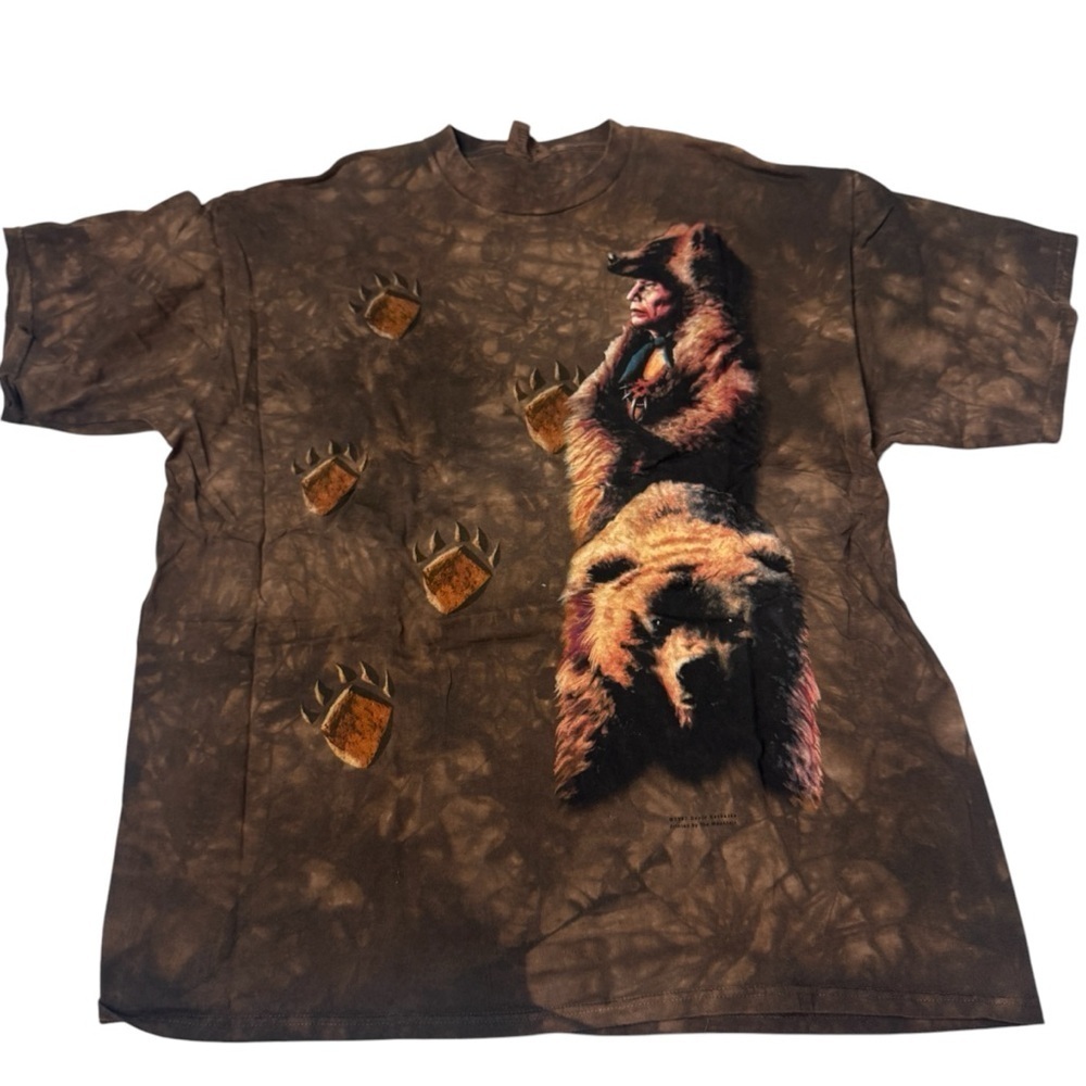 Vintage 1997 Native American Indian Grizzley bear graphic tee The Mountain